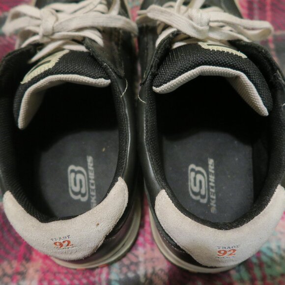 Skechers mens 11.5 shoes - Picture 3 of 7